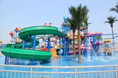 تجاری متوسط ​​خانه آب Aqua زمین بازی بستر های نرم افزاری با اسلاید آب برای آب پارک