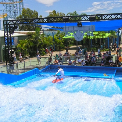 دو جاذبه های خوانندگان Flowrider آب سوار رمان آب برای آسوده