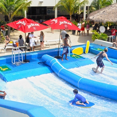 جاذبه های آب Flowrider آب سوار گشت و گذار مصنوعی برای دو خوانندگان
