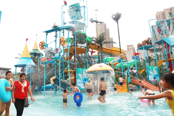 تجاری متوسط ​​خانه آب Aqua زمین بازی پلت فرم با اسلاید آب تصفیه خانه های آب
