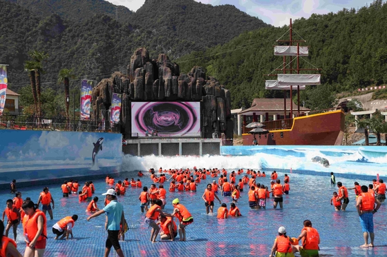 آبگرم جذاب Pool Pool / Aqua Park Wave Pool Equipment