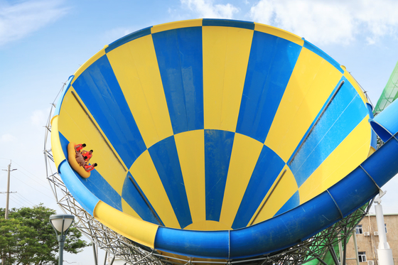 اسلاید های خنده دار غول سوپر گردباد آب، ظرفیت 720 سواران در هر ساعت برای پارک آبی