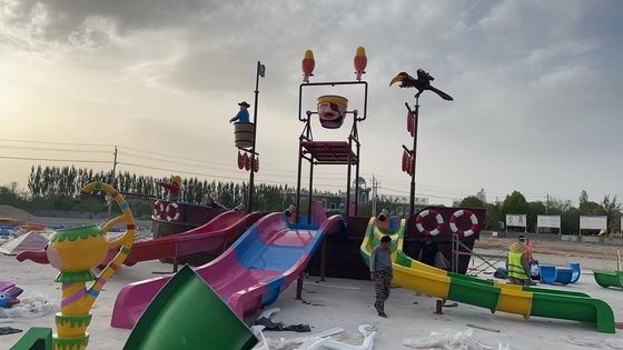فابريکهاي آبي و پارک هاي قايق هاي آبي و دستگاه هاي اسلائيدي