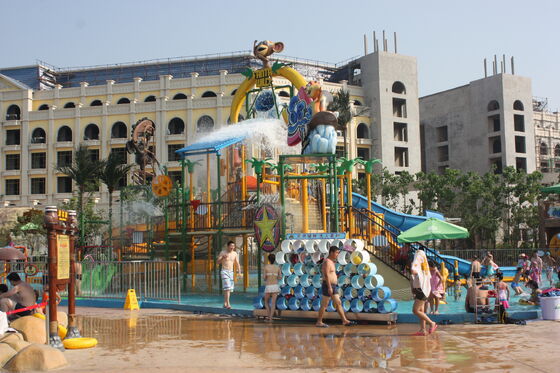 Medium Water Play Structure with Hand-laid Fiberglass Flume and Hot-dip Galvanized Steel Structure | Turnkey Support Water Park Equipment