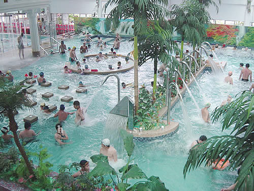 تجهیزات آب‌درمانی SPA مقاوم در برابر خوردگی با ساختار فولادی گالوانیزه گرم و سیستم کنترل هوشمند
