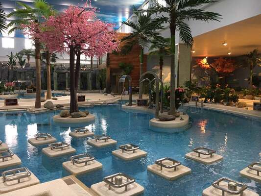 تجهیزات آب‌درمانی SPA مقاوم در برابر خوردگی با ساختار فولادی گالوانیزه گرم و سیستم کنترل هوشمند