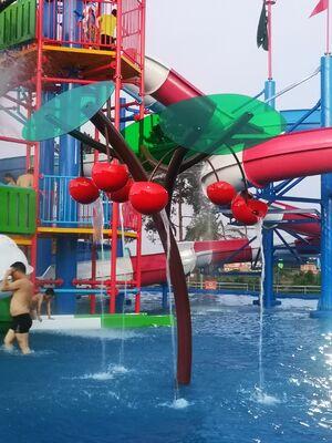 تجهیزات بازی آبی کودکان با ساختار فولادی گالوانیزه گرم، فلز فیبرگلاس مقاوم به خوردگی و طراحی ایمنی آب کم عمق